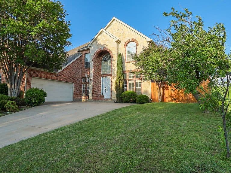 Listing photo 3