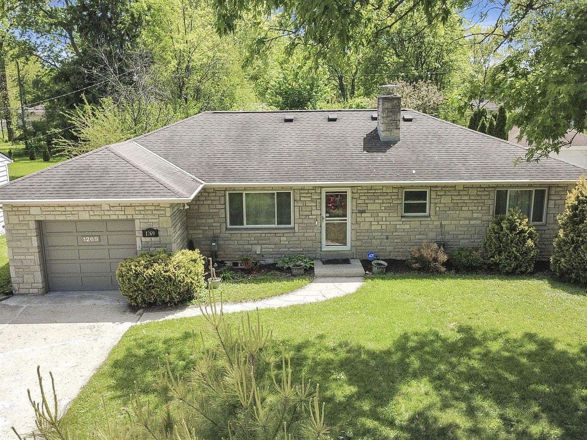 Primary listing photo