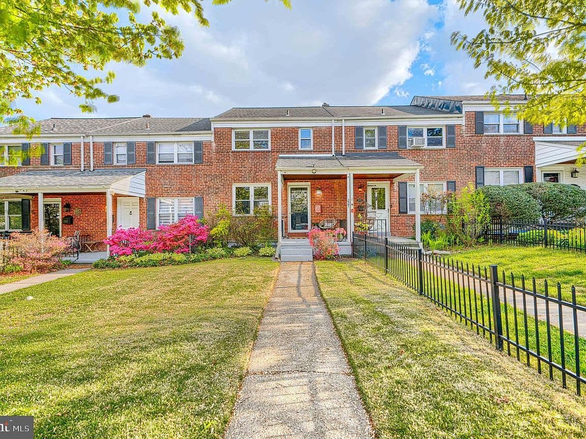 Primary listing photo