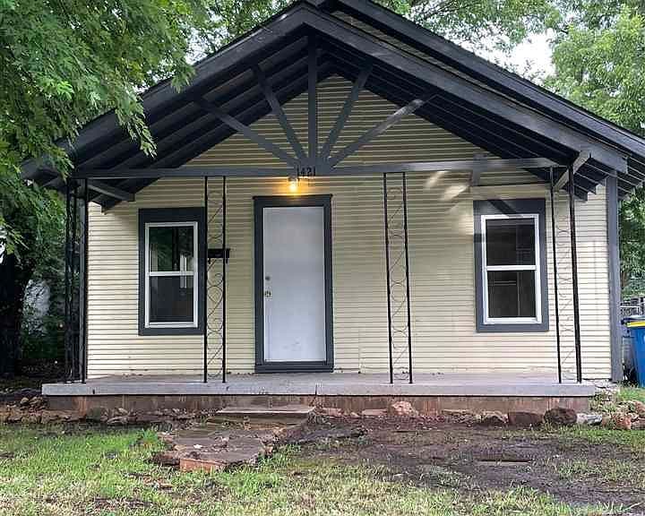 Listing photo