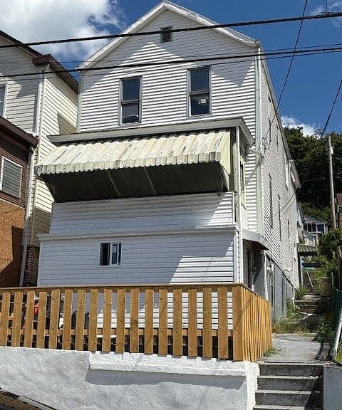 Listing photo 4