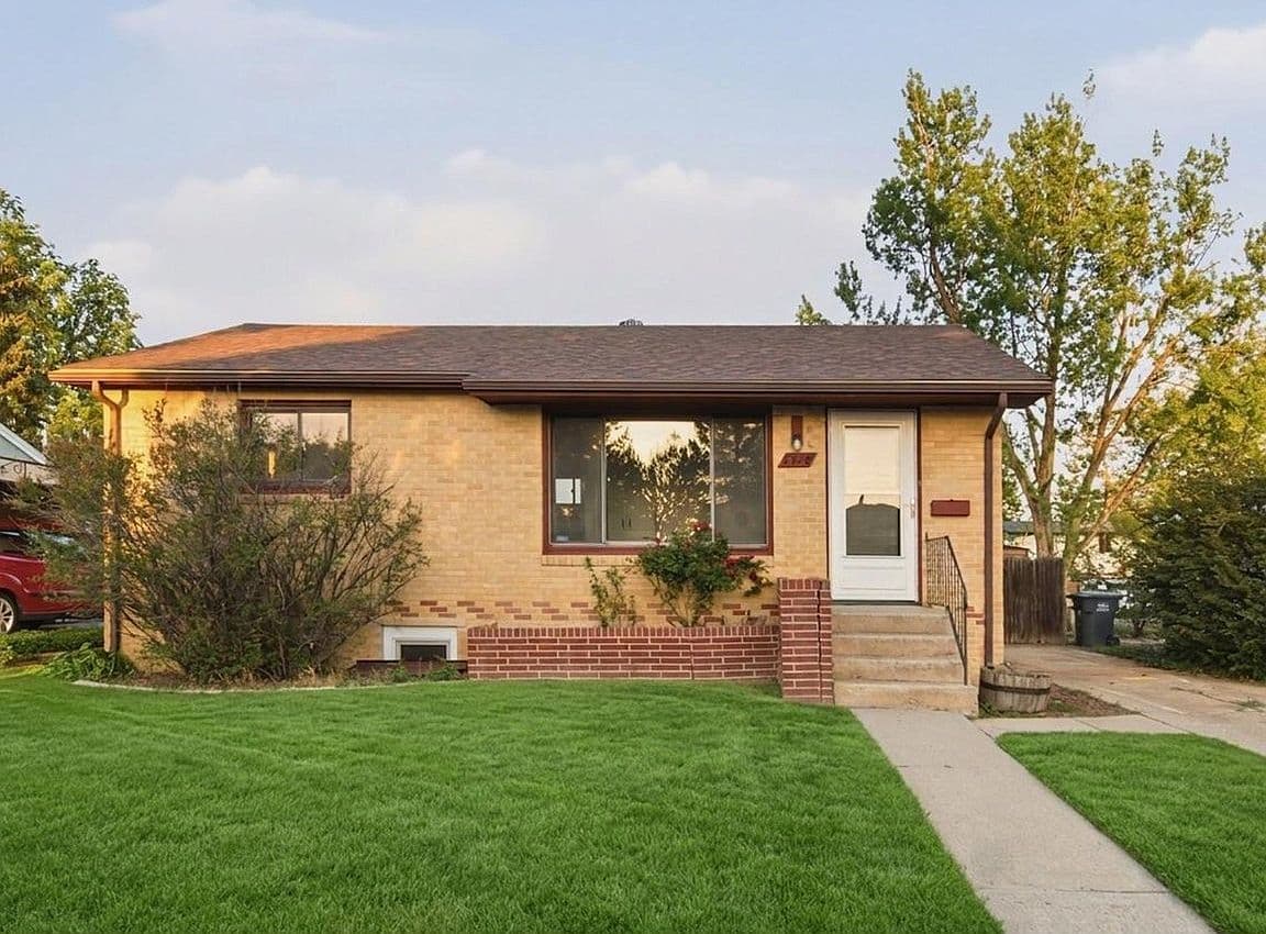 Primary listing photo