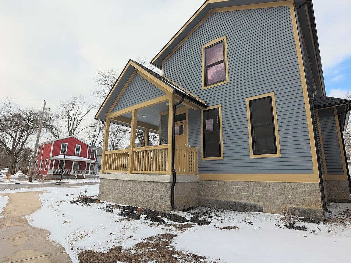 Primary listing photo
