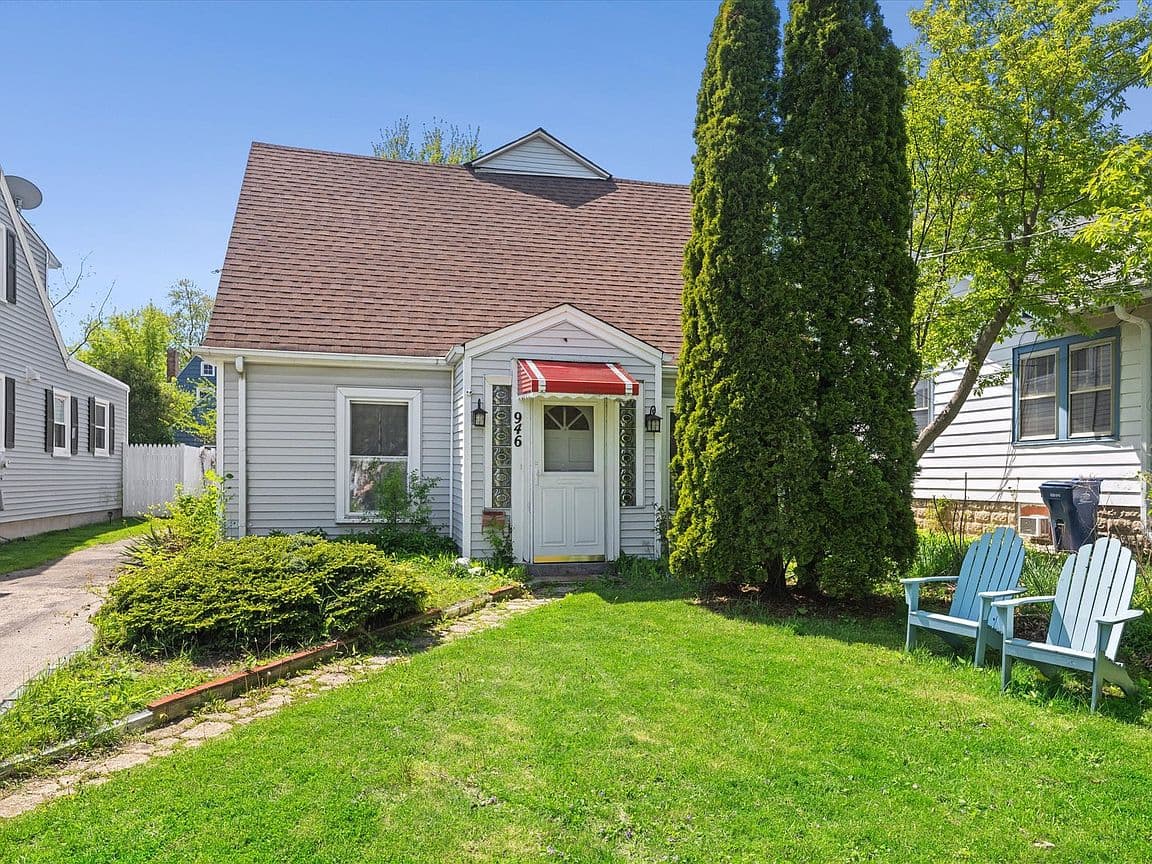 Primary listing photo