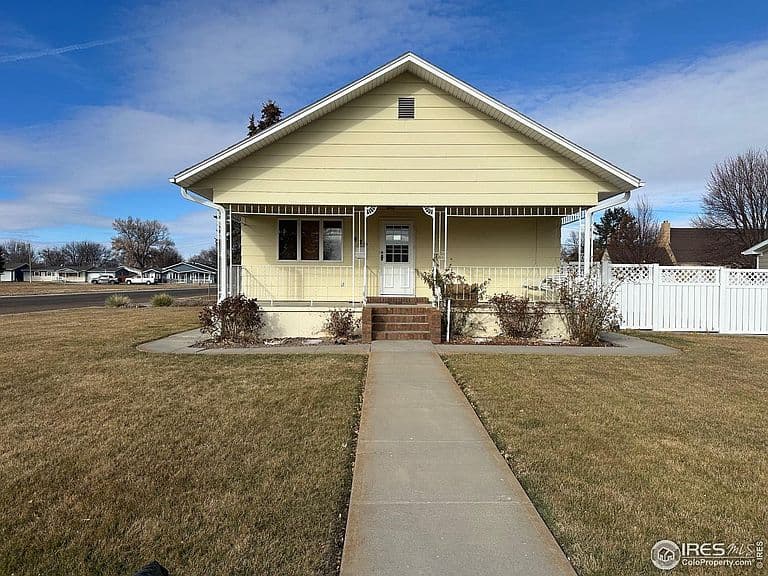 Listing photo 3