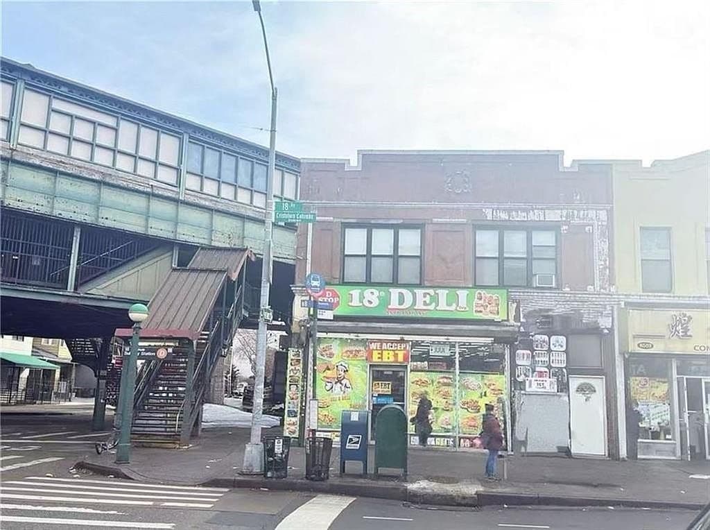 Primary listing photo