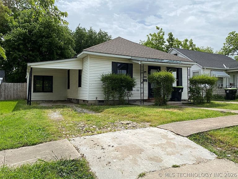 Listing photo 4