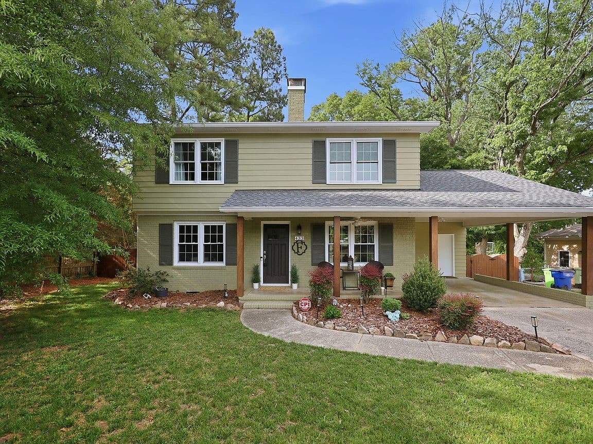 Primary listing photo