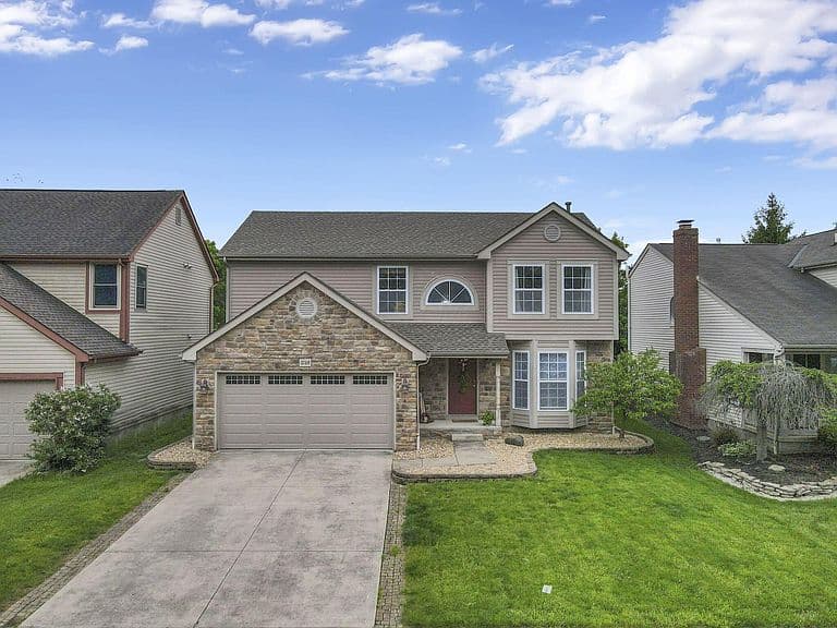 Listing photo 3