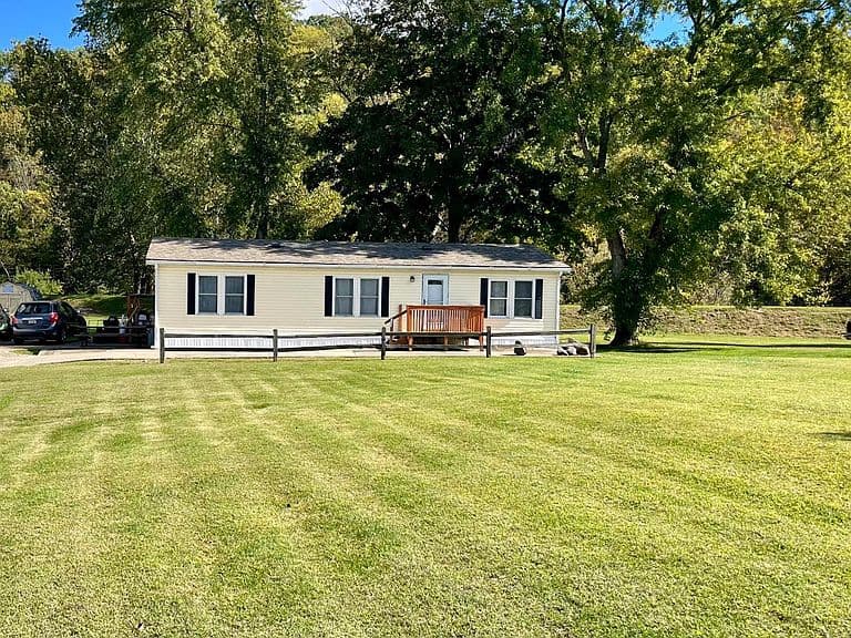 Listing photo