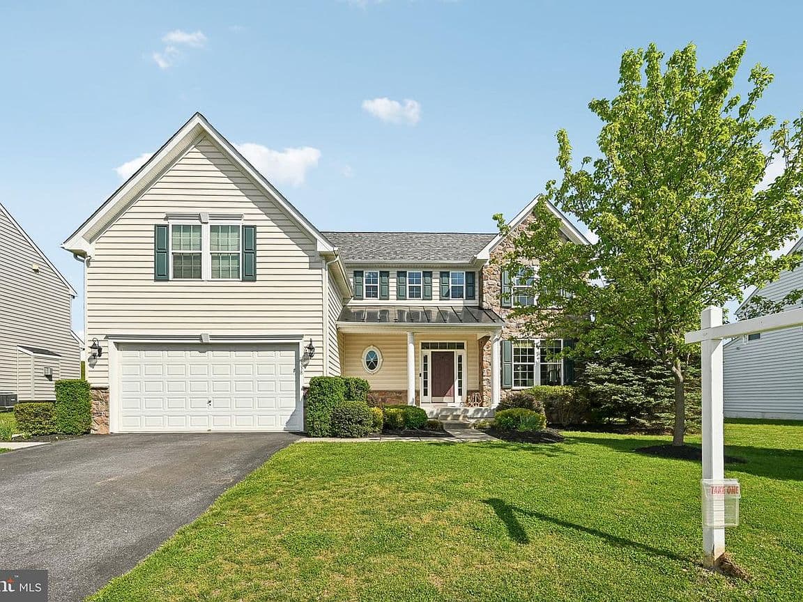 Primary listing photo