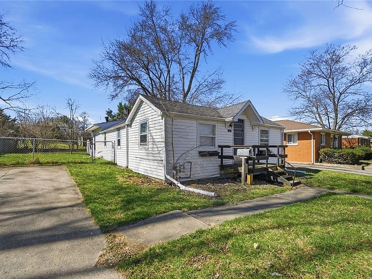Listing photo 4