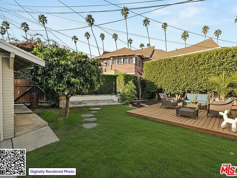 Listing photo 3