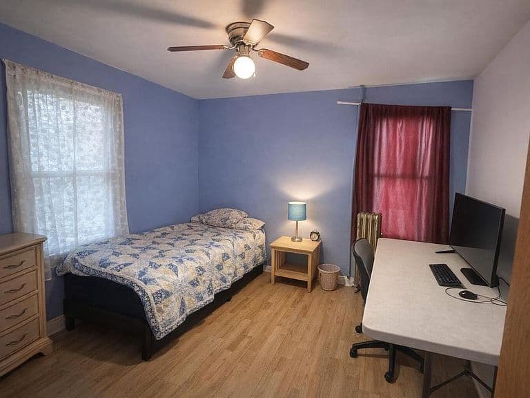 Listing photo 5