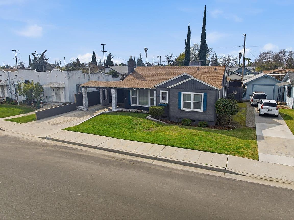 Primary listing photo
