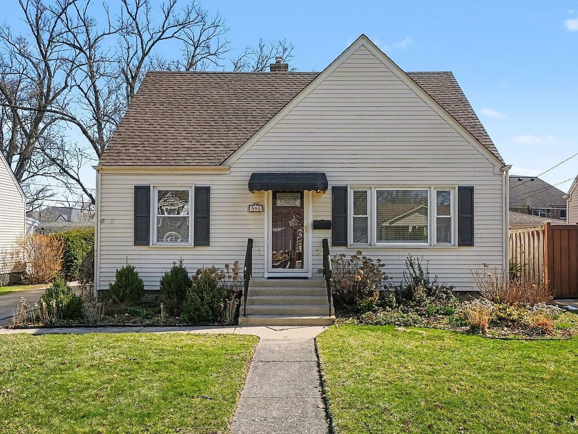 Primary listing photo