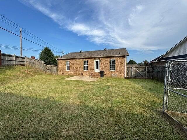 Listing photo 4