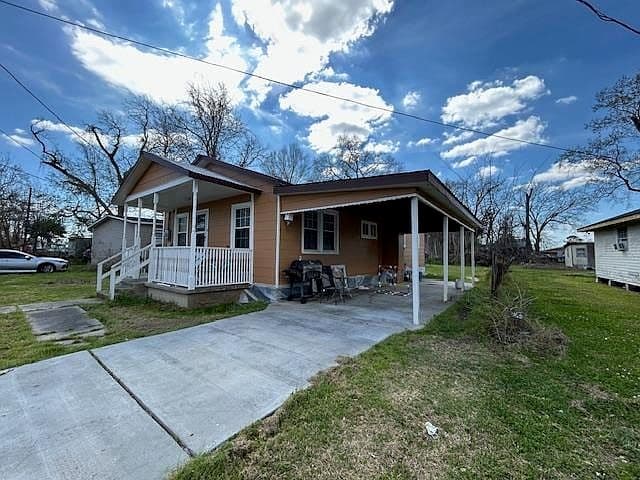 Listing photo 4