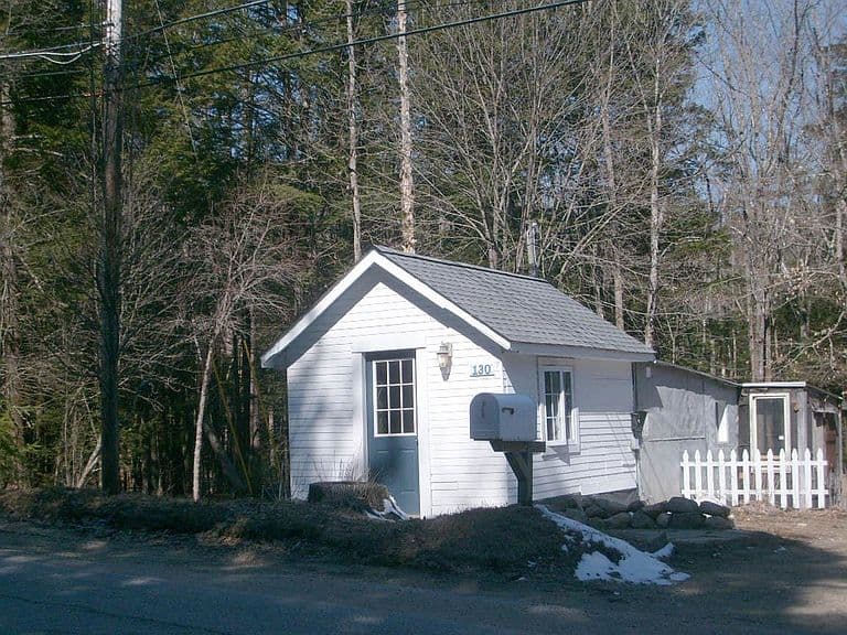 Listing photo 2