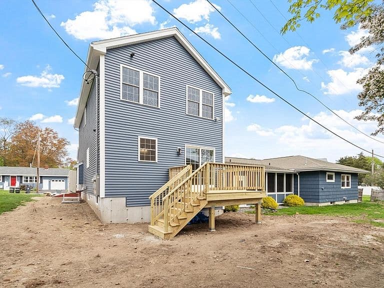 Listing photo 2