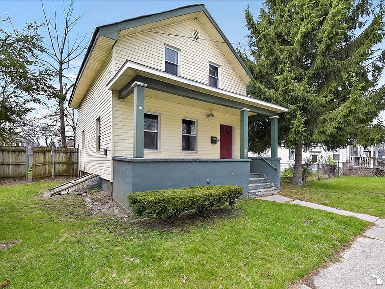 Listing photo 5