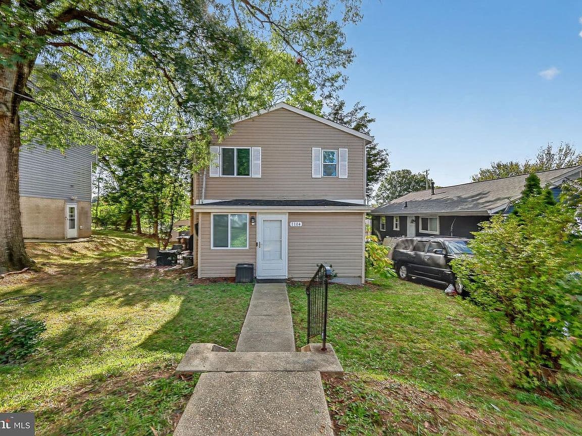 Primary listing photo