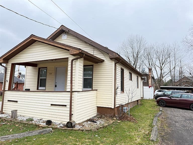 Listing photo 3