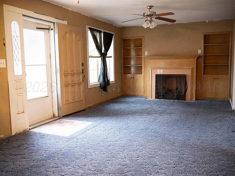 Listing photo 3