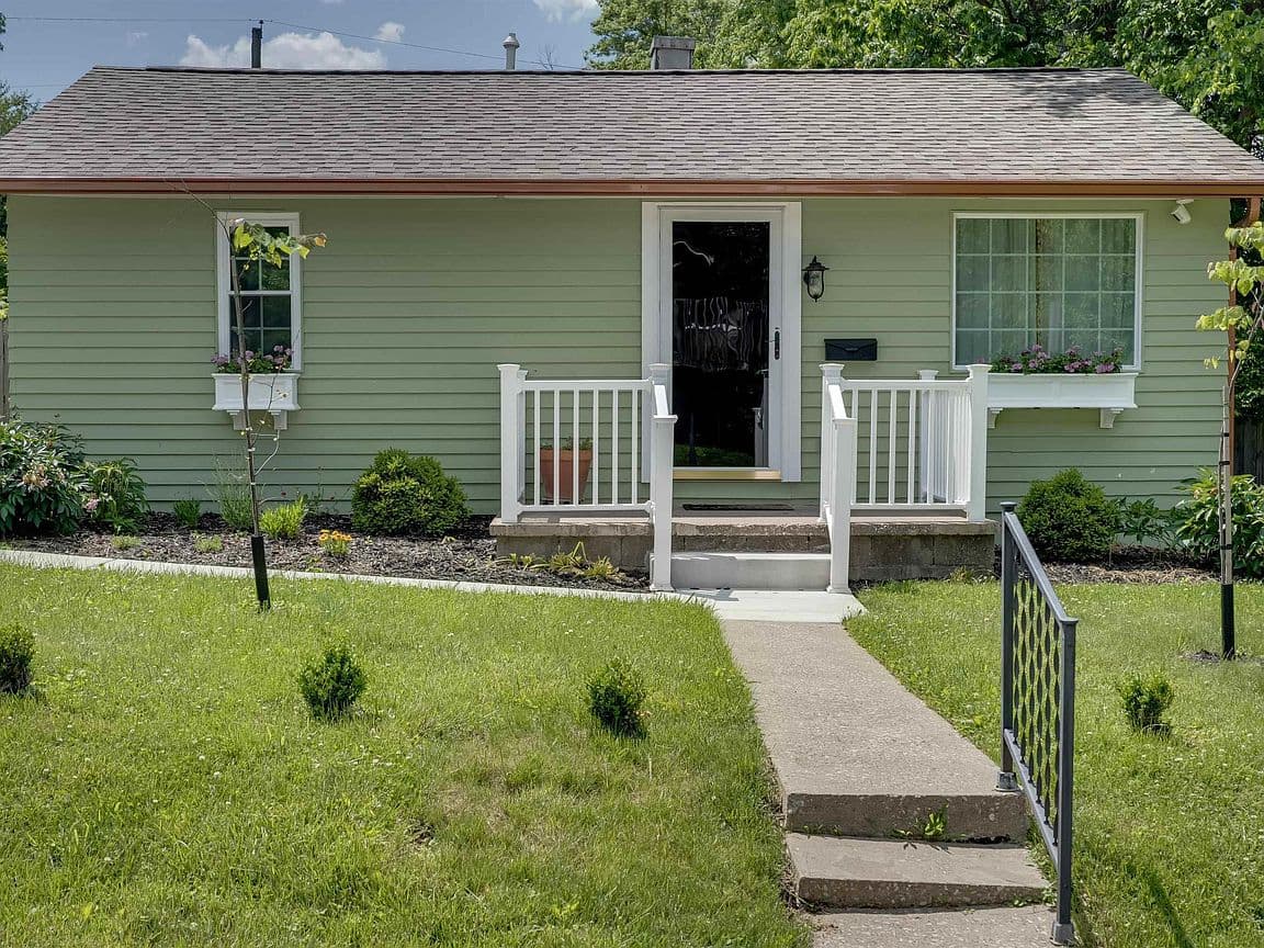 Primary listing photo