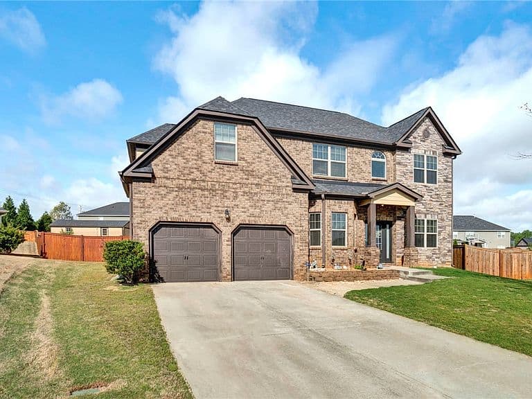 Listing photo 4