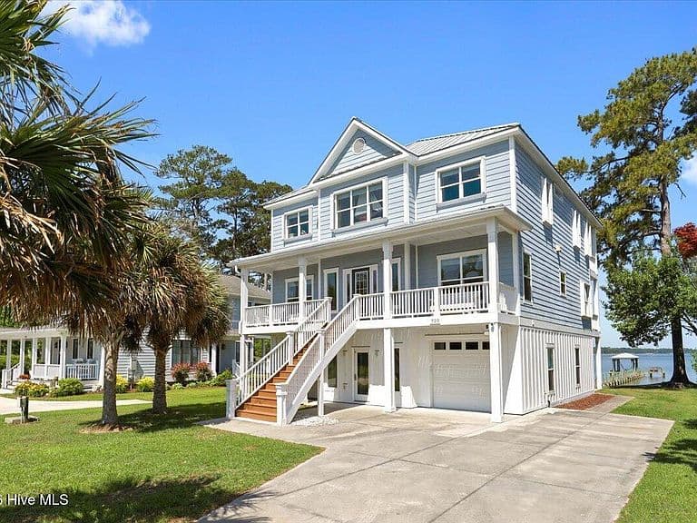 Listing photo 4