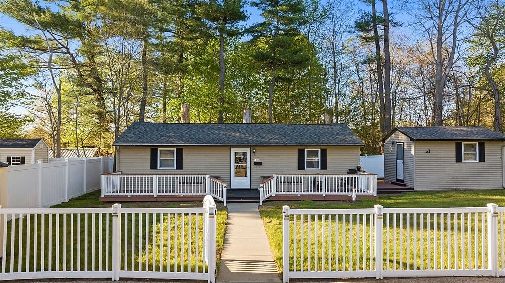 Primary listing photo