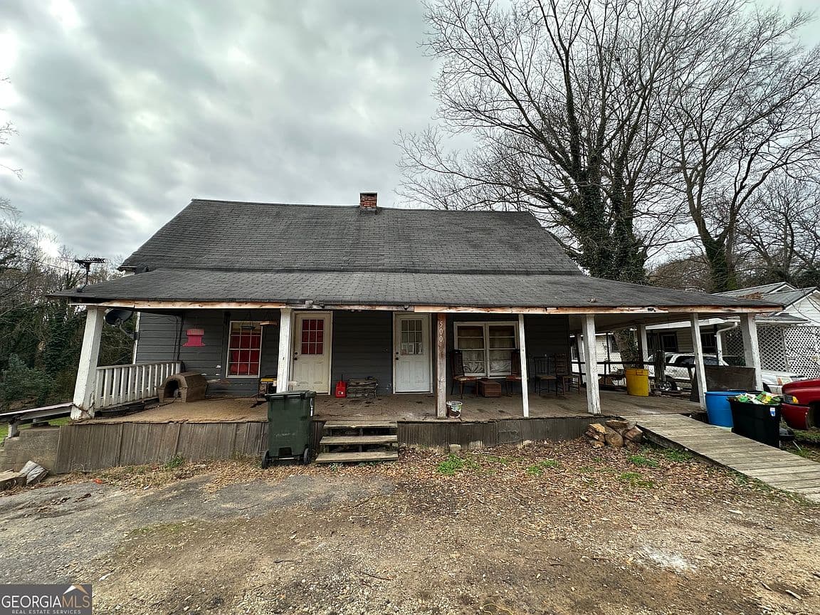 Primary listing photo