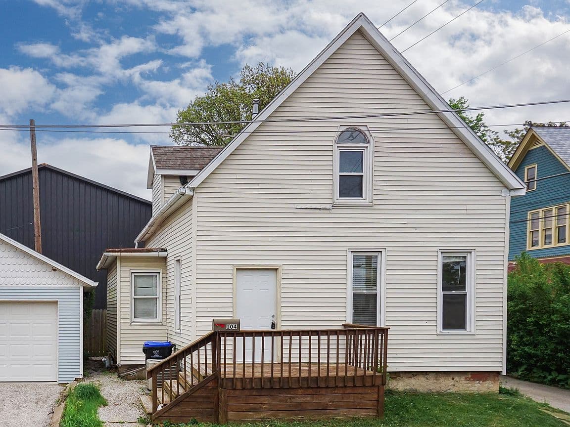 Primary listing photo