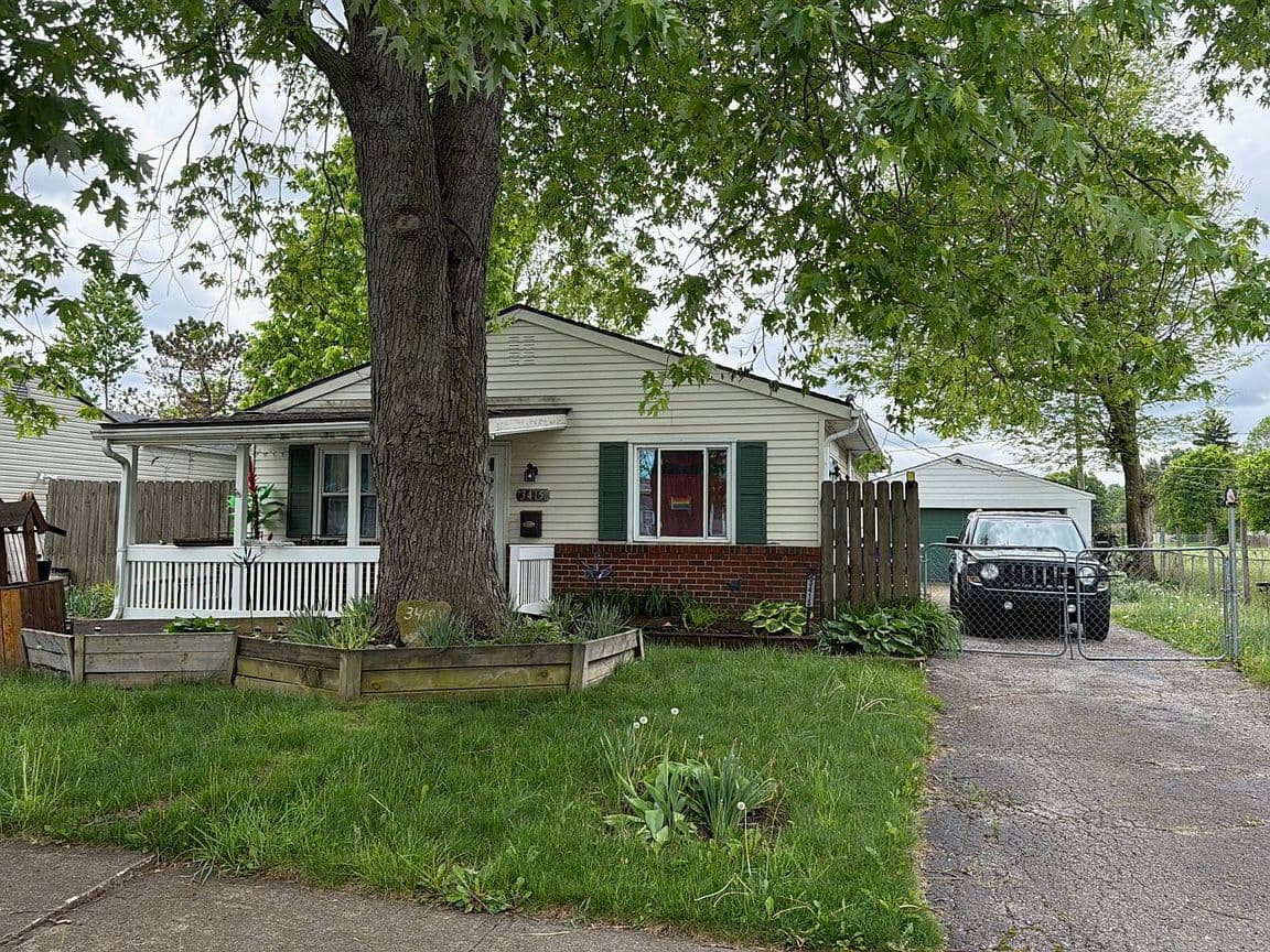 Primary listing photo