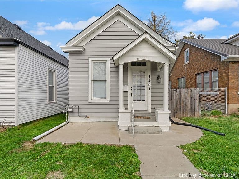 Listing photo 3