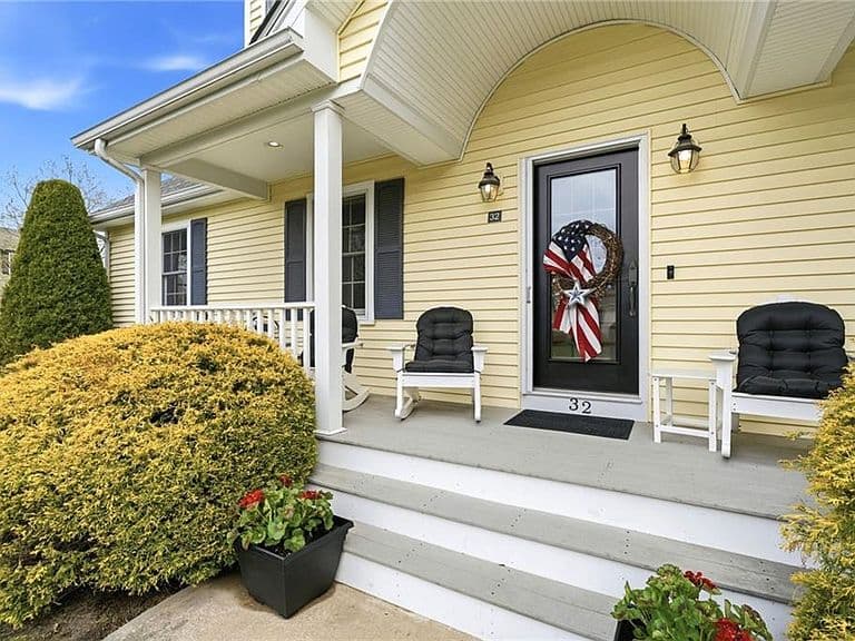 Listing photo 4