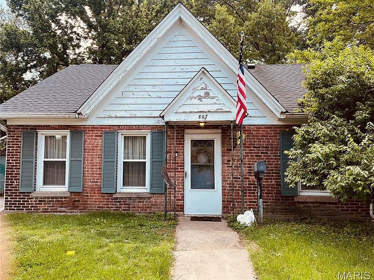 Listing photo 3
