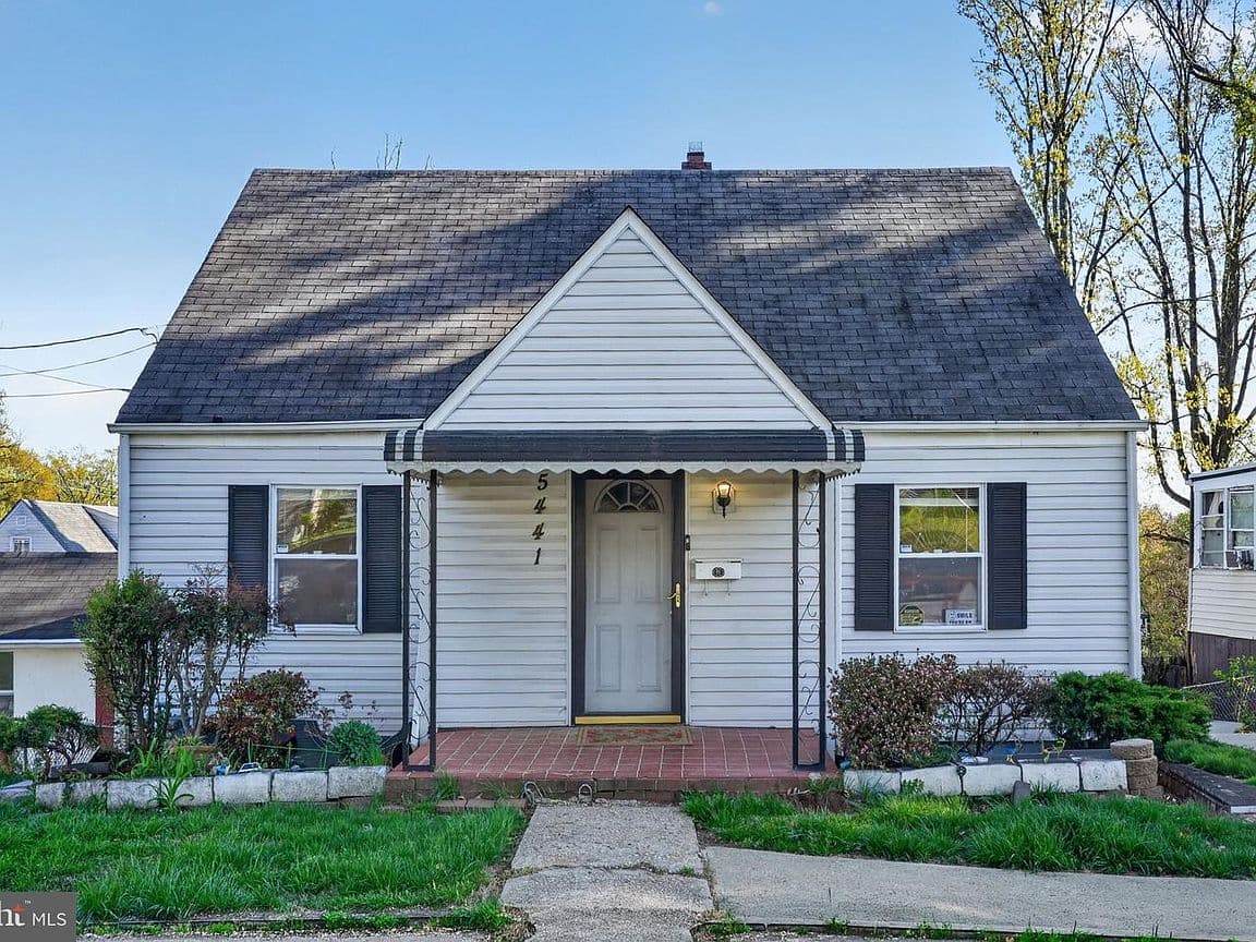 Primary listing photo