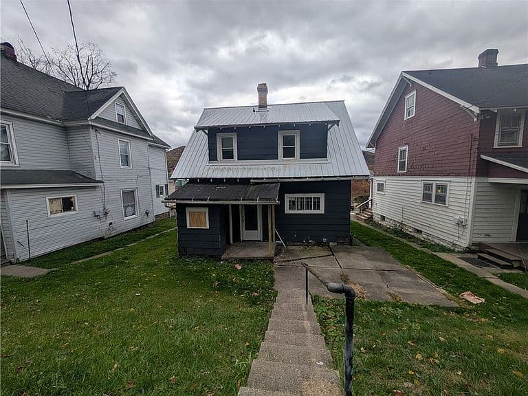 Listing photo 5