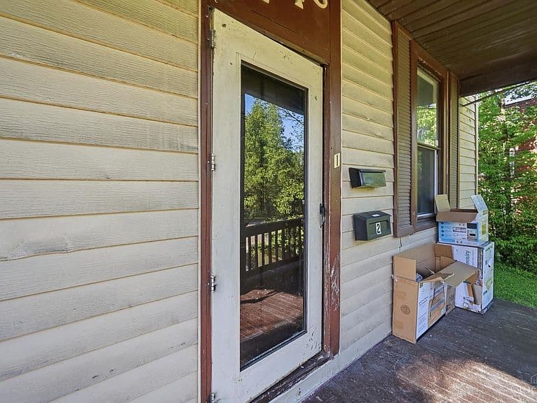 Listing photo 5