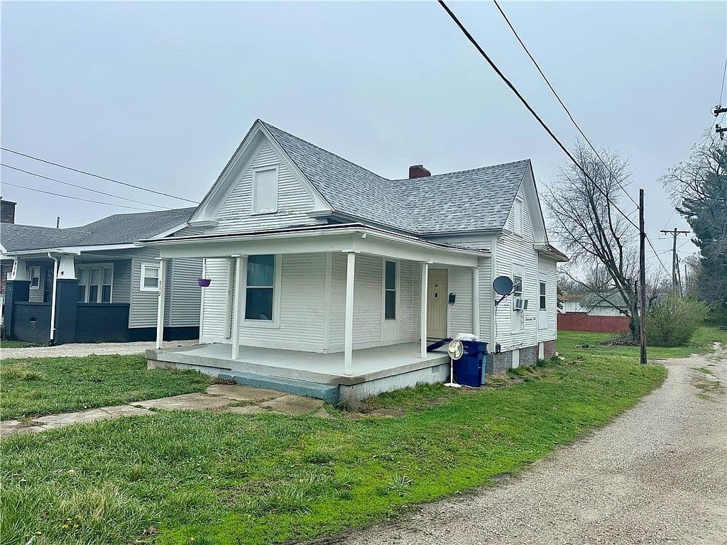 Primary listing photo