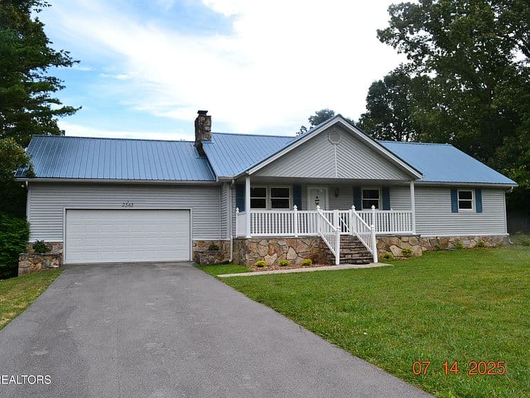 Listing photo