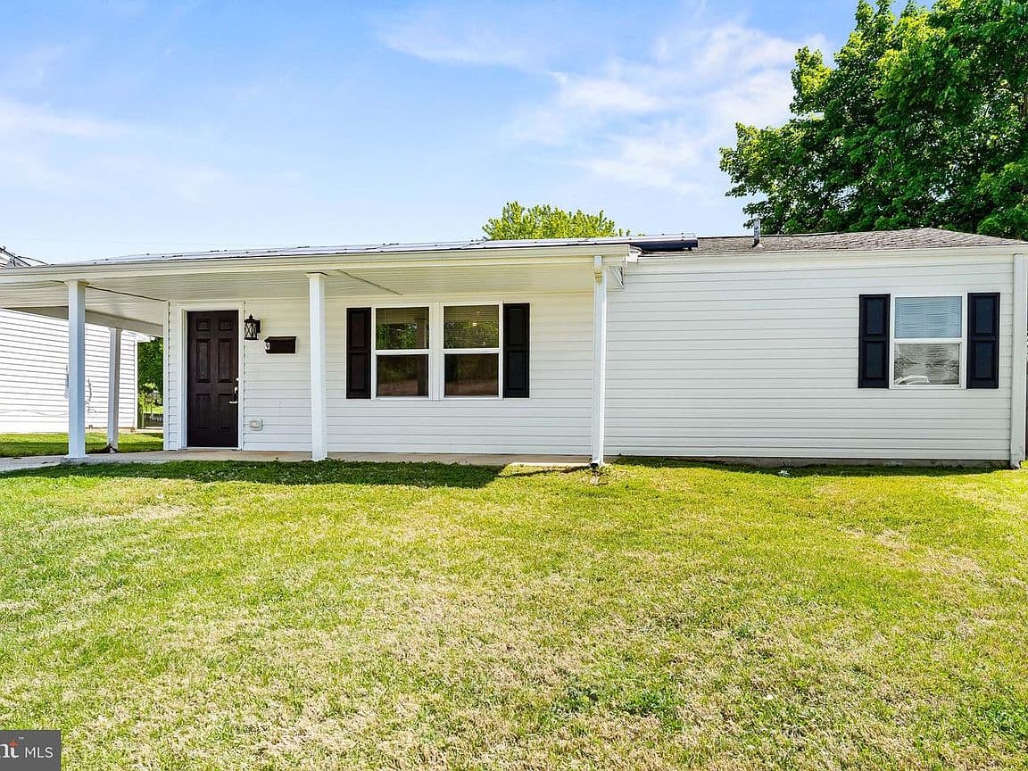 Primary listing photo