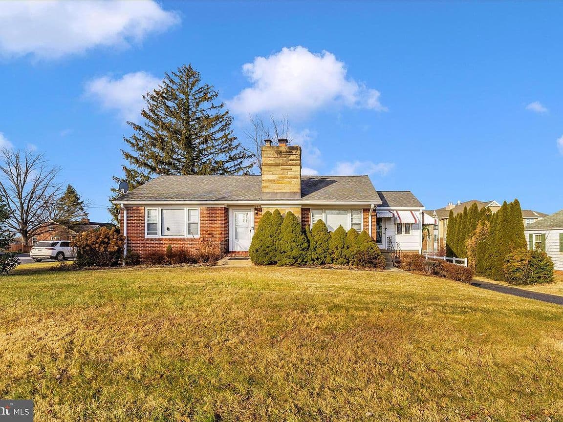 Primary listing photo
