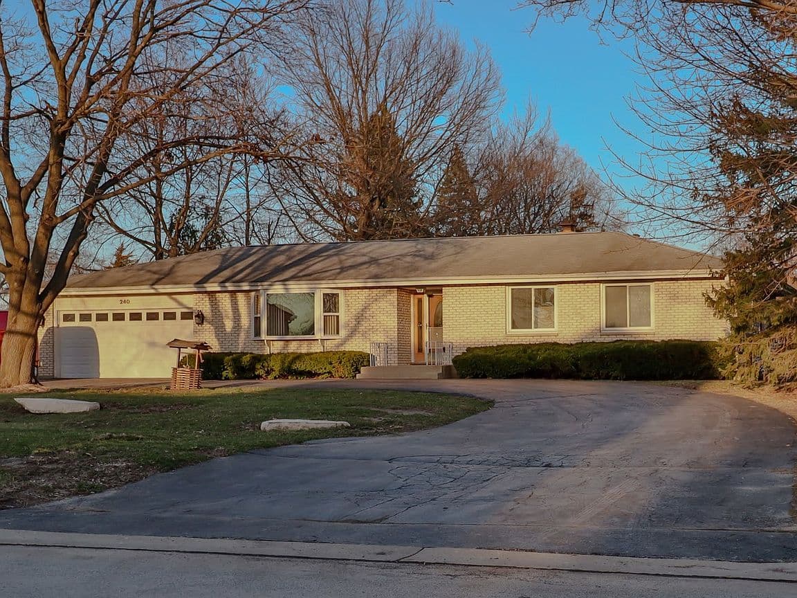Primary listing photo