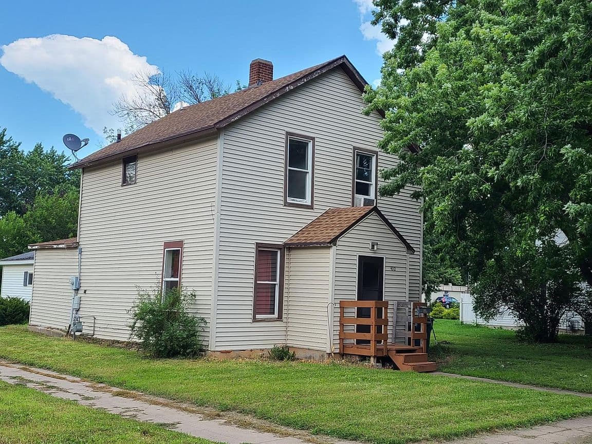 Primary listing photo