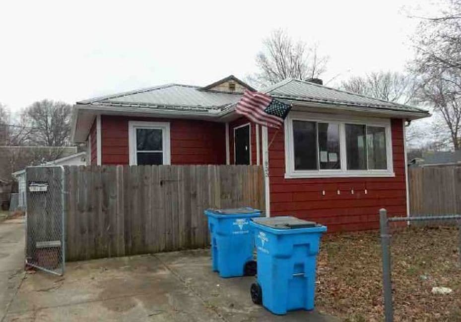 Primary listing photo