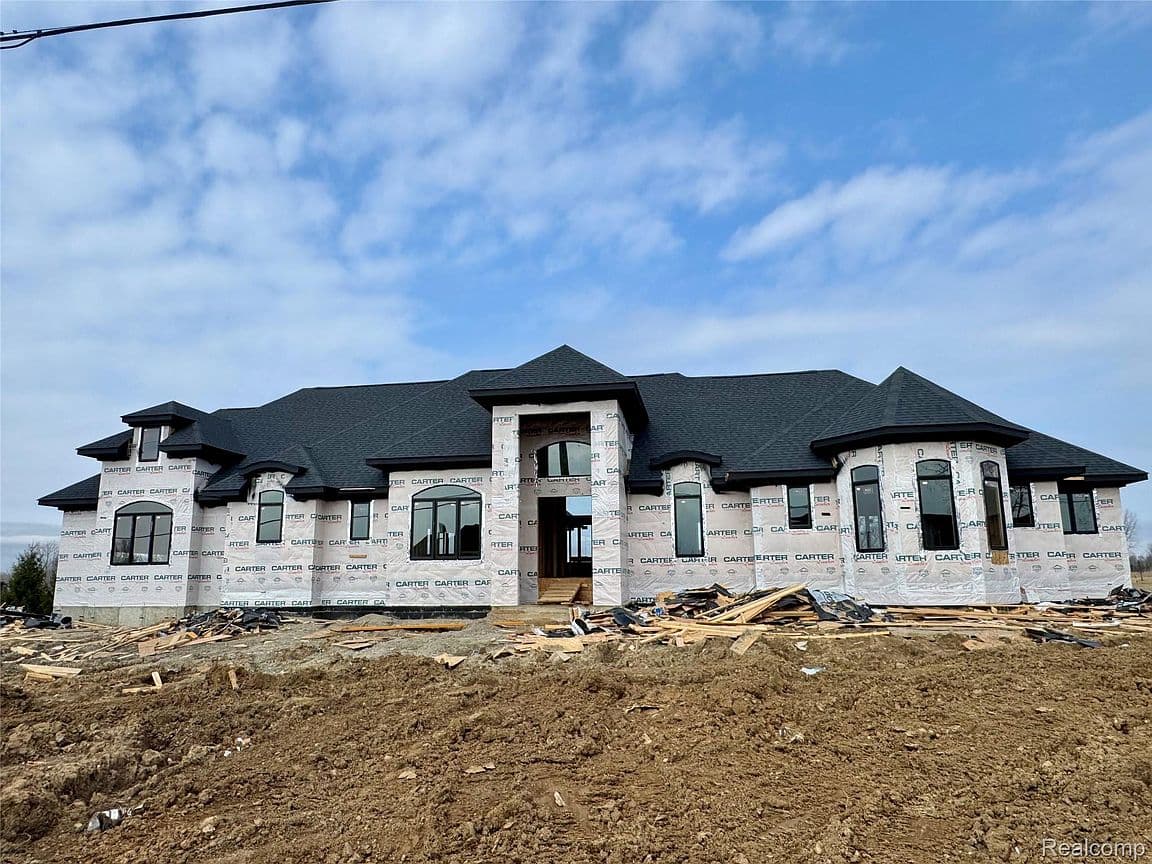 Primary listing photo