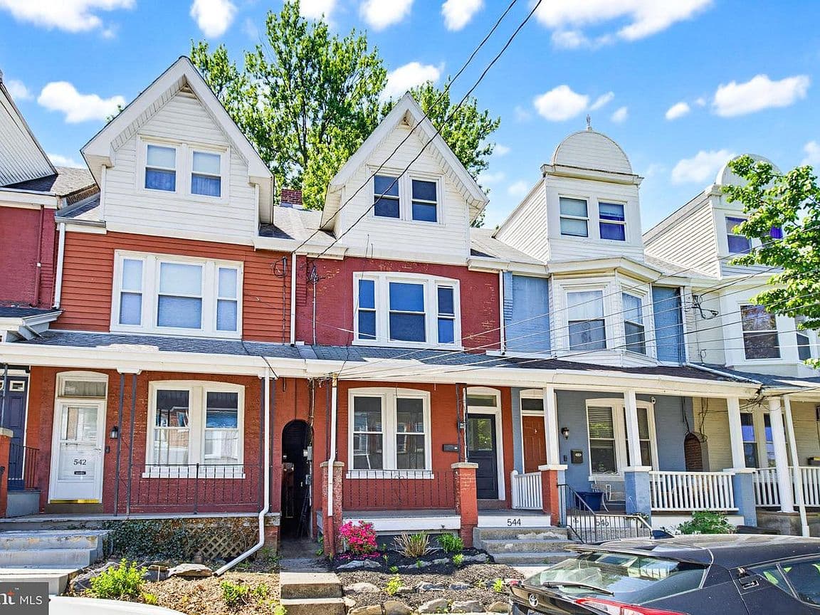 Primary listing photo